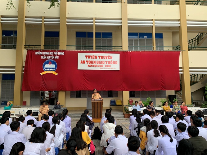 Tuyên truyền kiến thức an toàn giao thông đến học sinh THPT tại thành phố Vũng Tàu